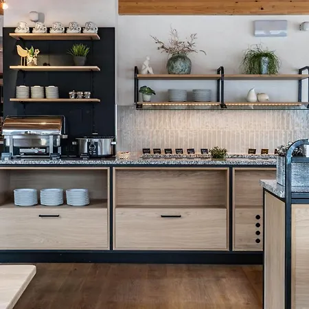 Hotel-café-restaurant Klingler Maurach (Achensee)